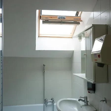 Giulio Cesare 3* Torino