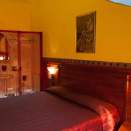 Giulio Cesare Otel Torino
